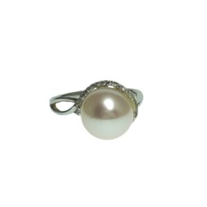 white gold fourteen karat modern swirl style ring with cultured pearl and eighteen round brilliant diamond chips